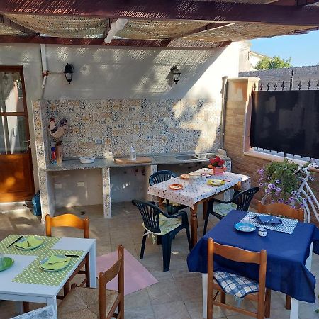 אוריסטאנו Holiday Room Sa Tebia מראה חיצוני תמונה