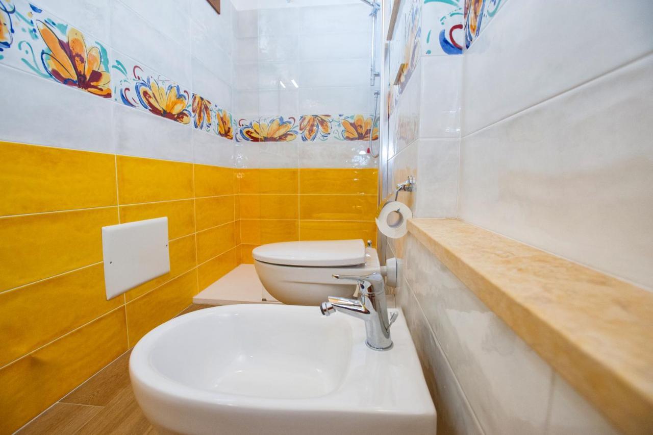אוריסטאנו Holiday Room Sa Tebia מראה חיצוני תמונה