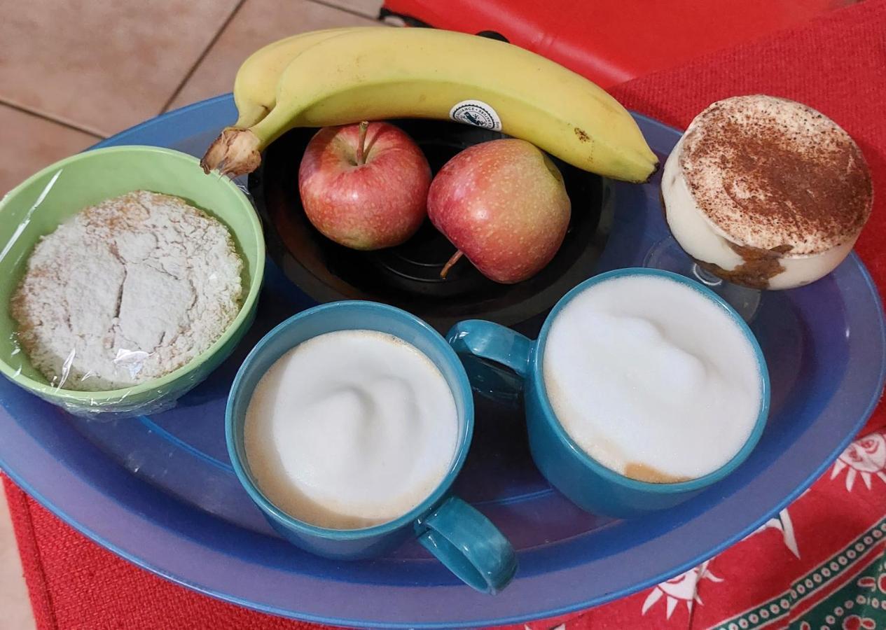אוריסטאנו Holiday Room Sa Tebia מראה חיצוני תמונה
